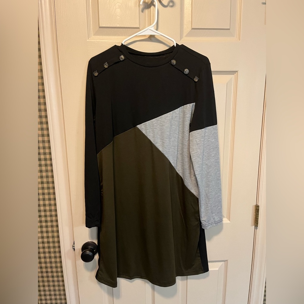 Super cute dress that’s brand new!